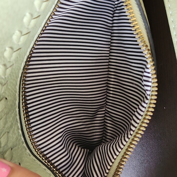 Deluxity Los Angeles, Vegan Green Purse, New - Picture 8 of 11